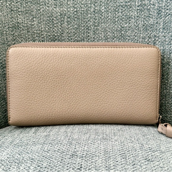 Tory Burch Britten Zip Continental Wallet - Picture 2 of 4